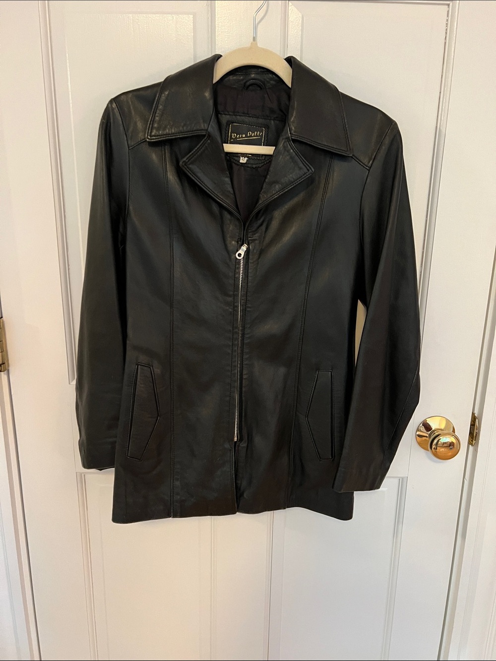 Vera Pelle Black Leather Zip-Front Jacket